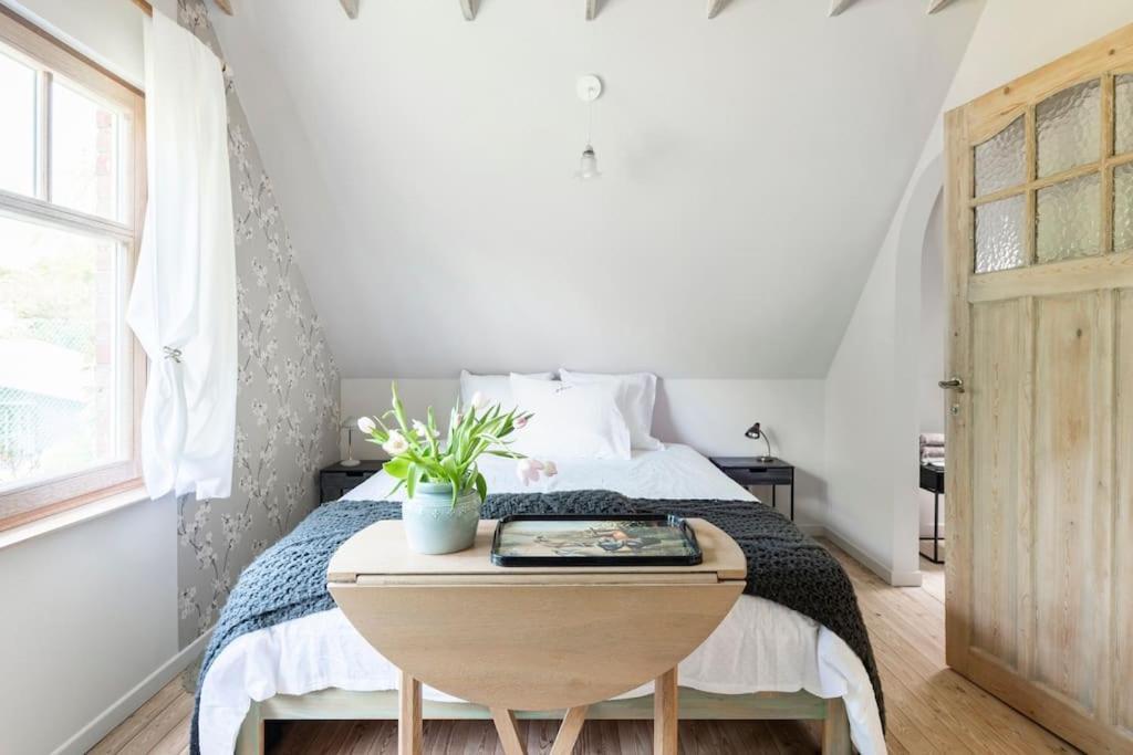In Belle Epoque Woning Bed & Breakfast Brugge